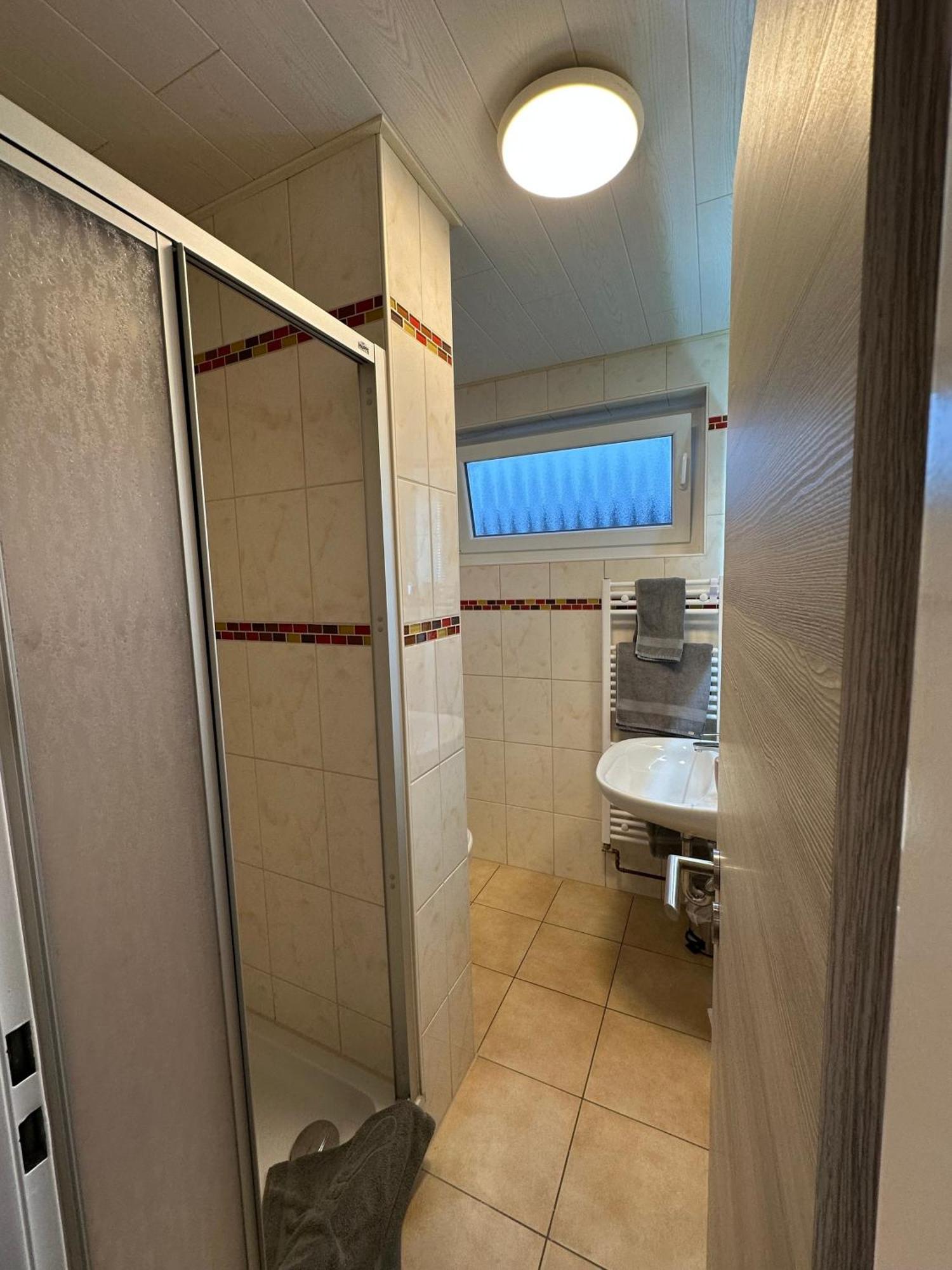 Ferienwohnung Haus Boje "Knurrhahn" Neuharlingersiel Exterior foto
